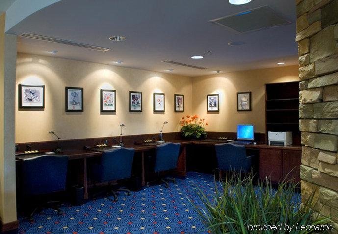 Courtyard By Marriott Canton Норт-Кантон Удобства фото